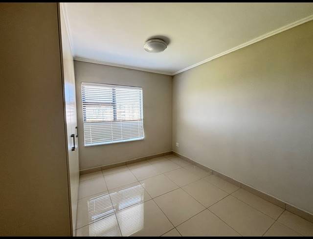 3 BEDROOM APARTMENT FOR SALE IN UMHLANGA RIDGE